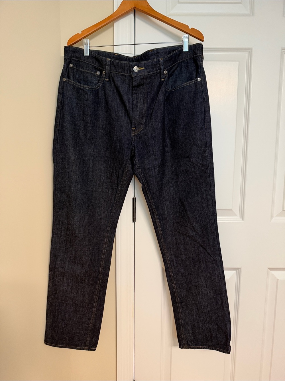 Men's Dark Blue Classic Straight Jeans